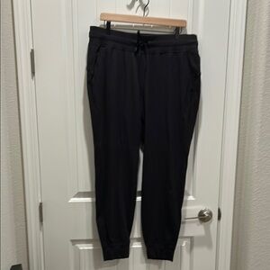 Lululemon sweatpants joggers